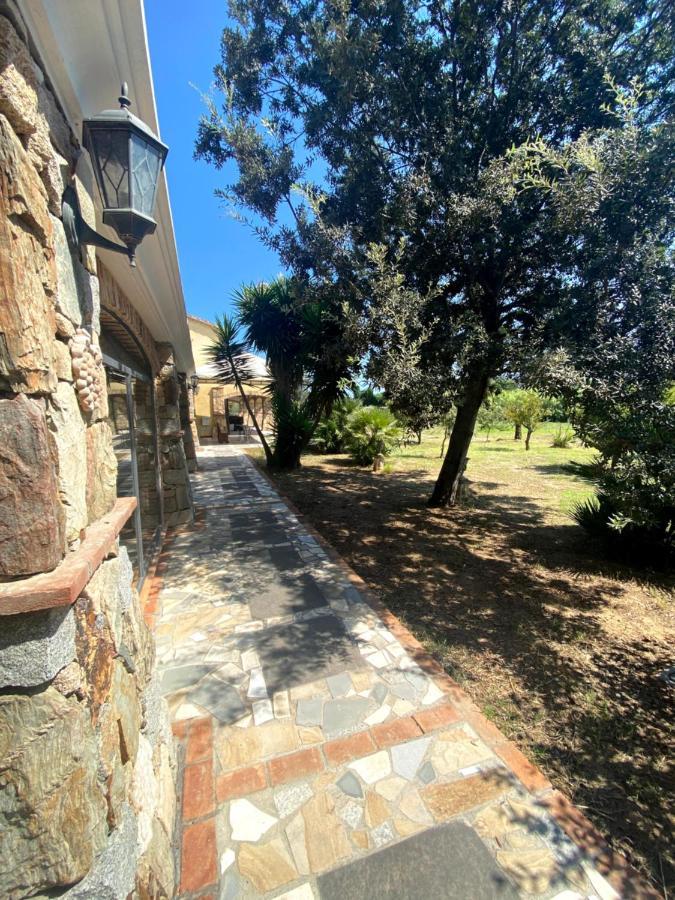 Villa Silvana Тортоли Экстерьер фото